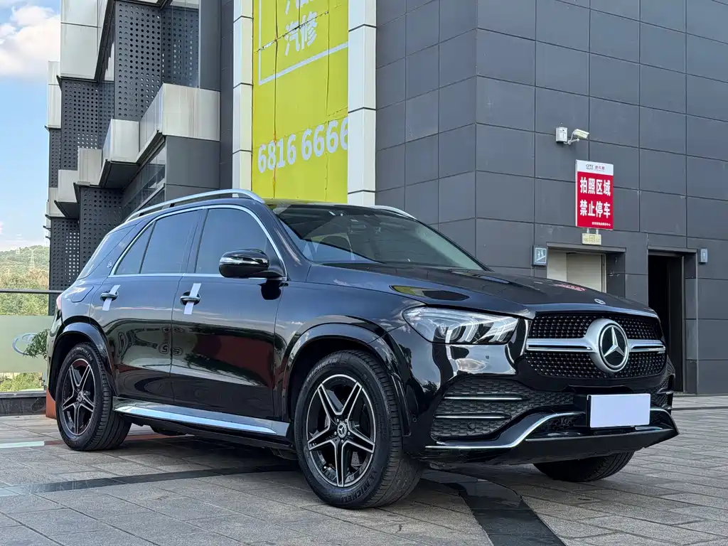 Mercedes-Benz GLE (Import) — миниатюра 3