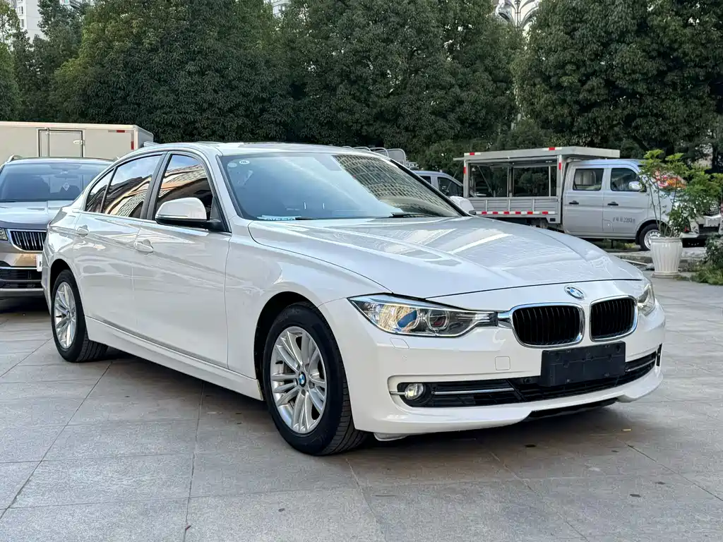 BMW 3 Series — миниатюра 3