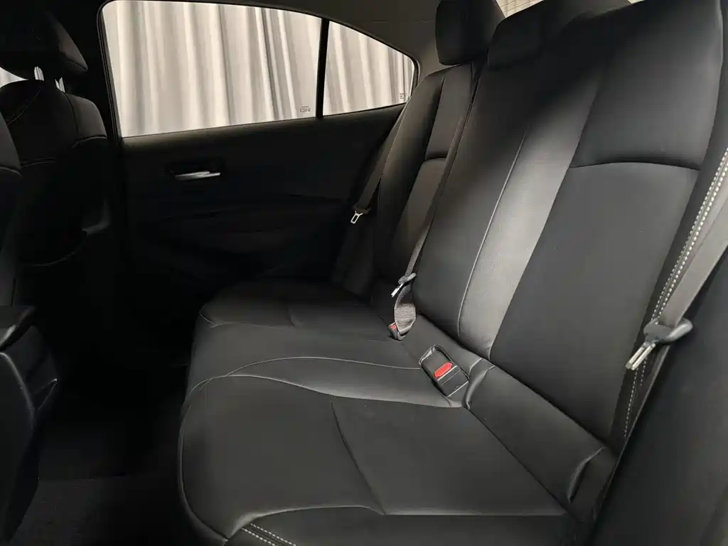 Toyota Corolla — миниатюра 8