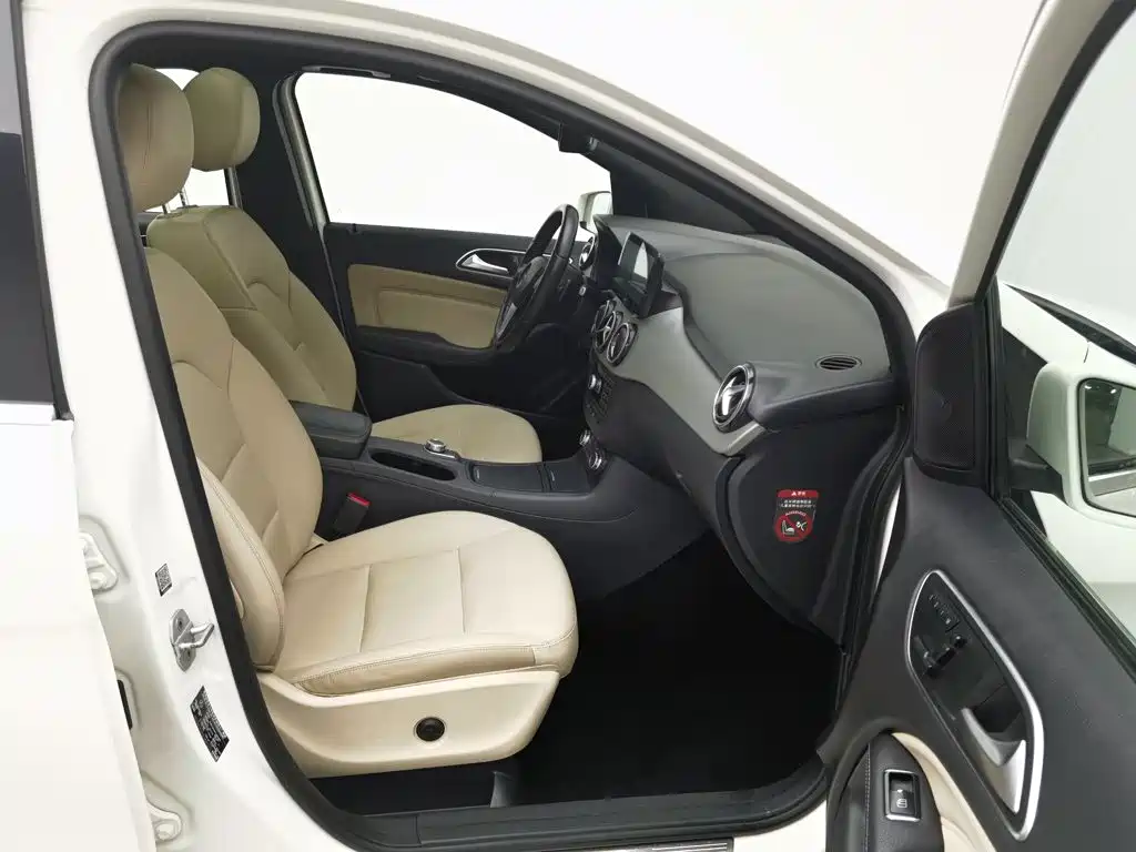 Mercedes-Benz B-Class — миниатюра 23