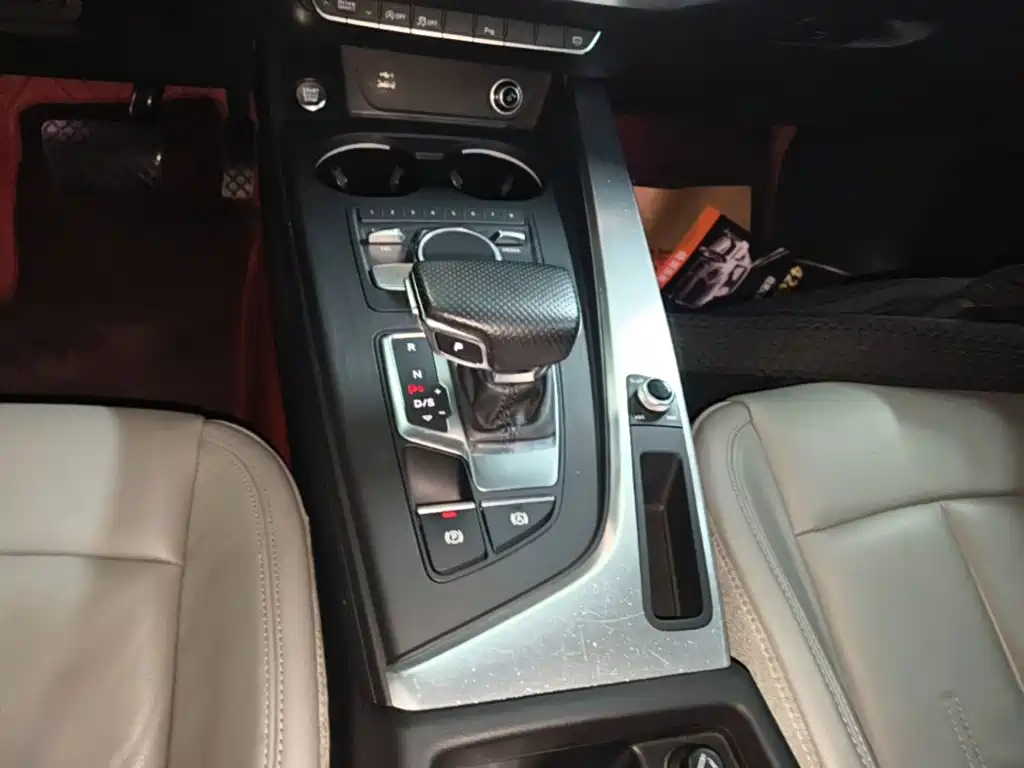 Audi A4L — миниатюра 14