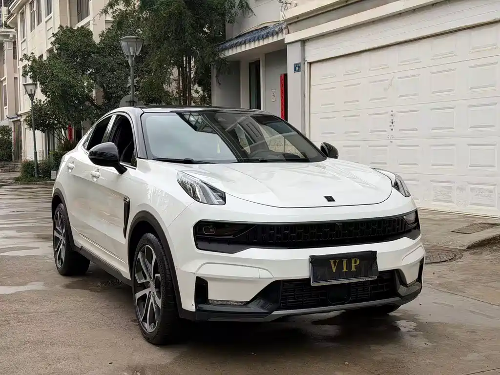 Lynk & Co 05 — миниатюра 3