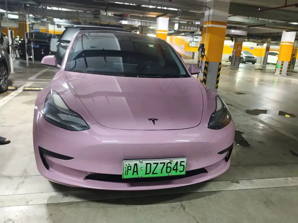 Tesla Model 3 — миниатюра 6