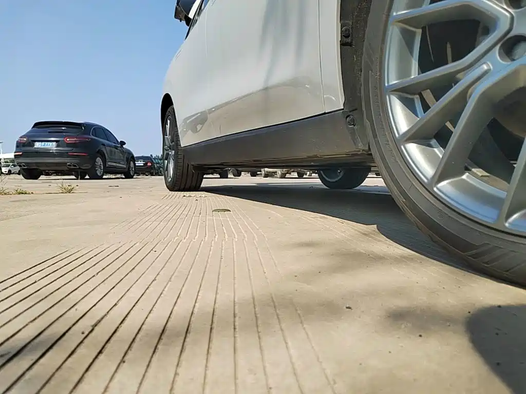 Leapmotor Leapmotor C10 — миниатюра 21