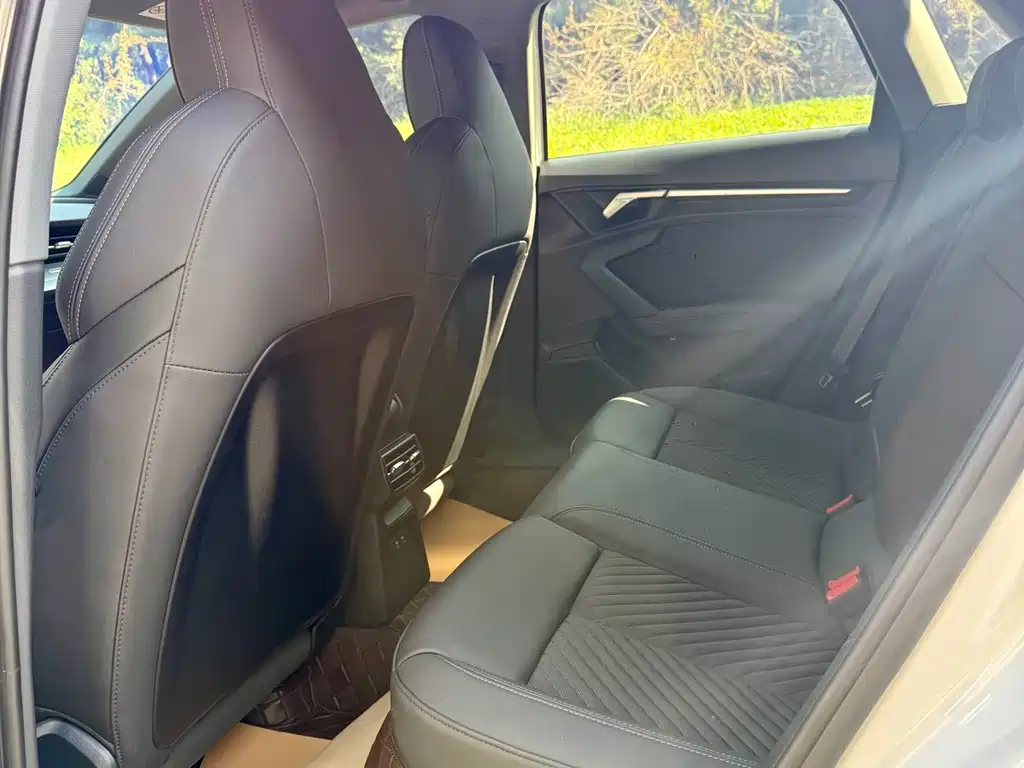 Audi A3 — миниатюра 10