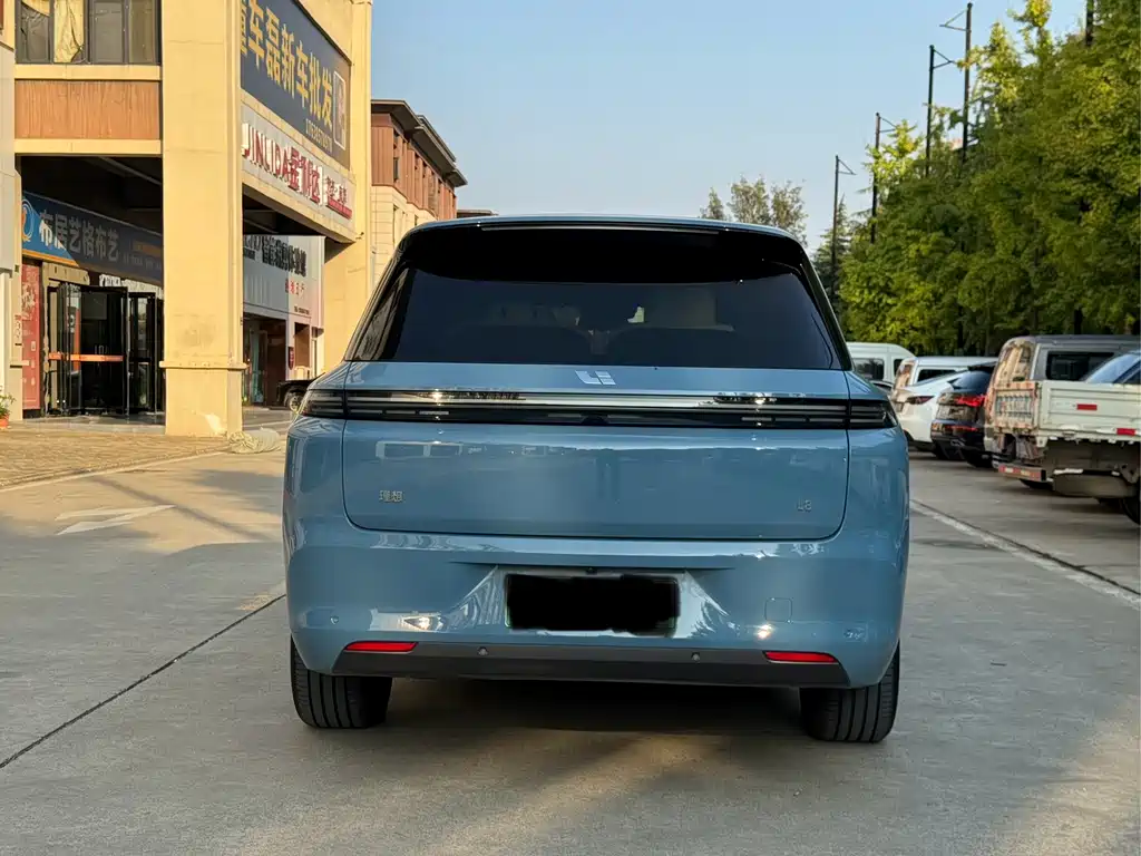 Li Auto Li L8 — миниатюра 8