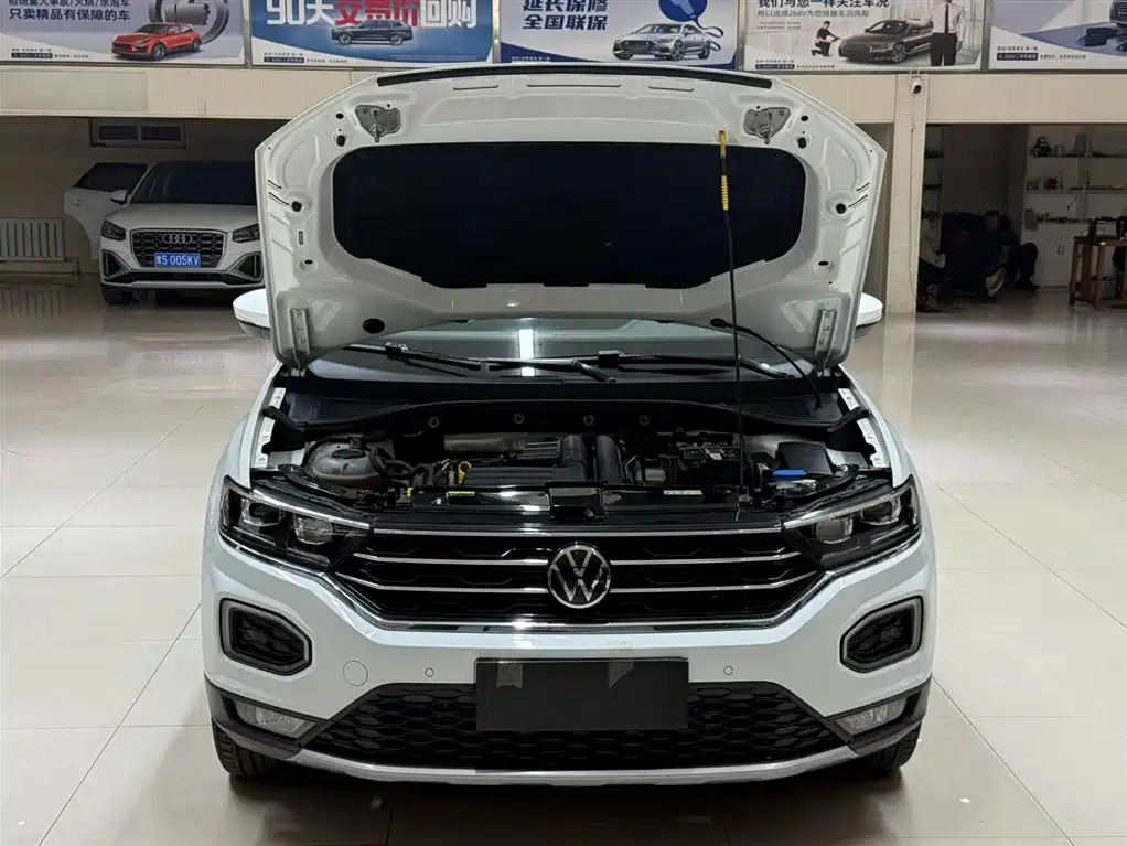 VOLKSWAGEN T ROC EXPLORING SONGS