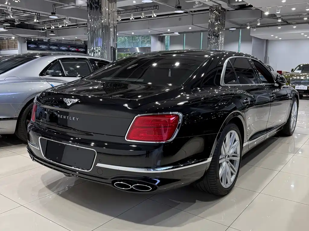 Bentley Flying Spur — миниатюра 4