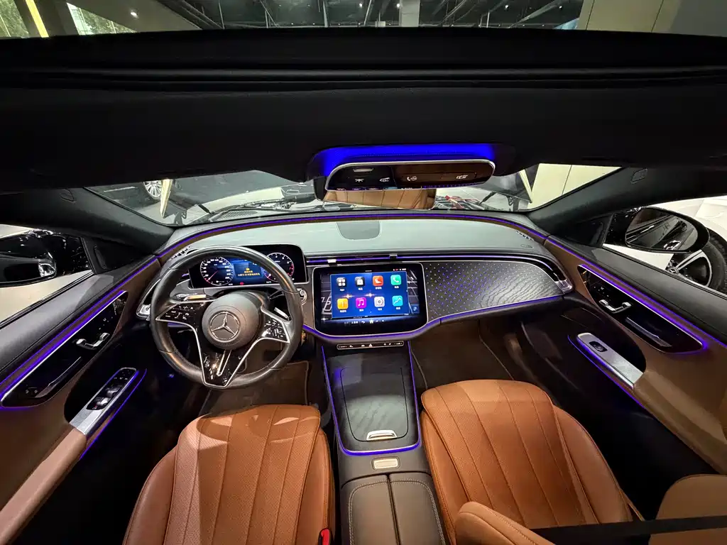 Mercedes-Benz E-Class (Import) — миниатюра 13