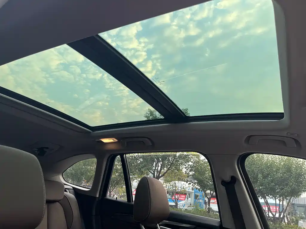 BMW X1 New Energy — миниатюра 19