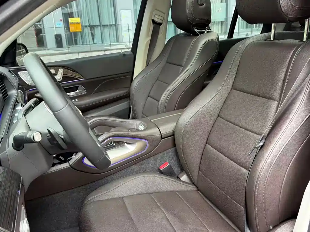 Mercedes-Benz GLE (Import) — миниатюра 4
