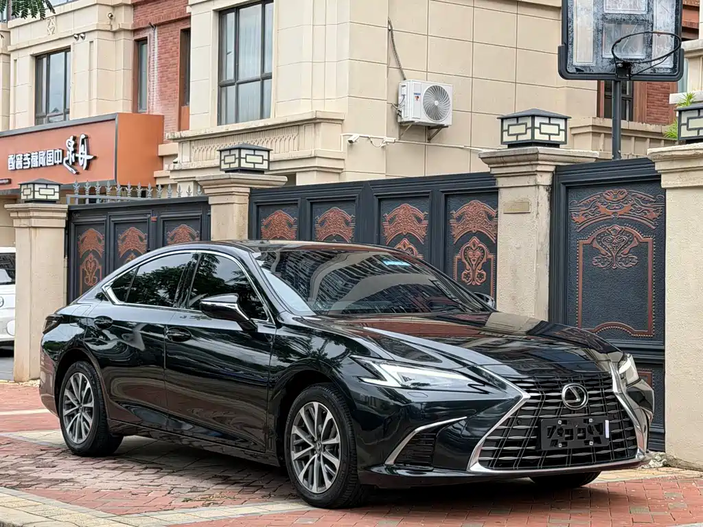 Lexus ES — миниатюра 3