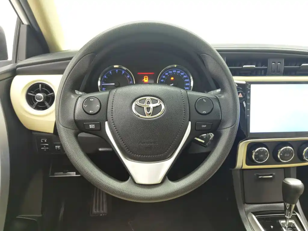 Toyota Corolla — миниатюра 11