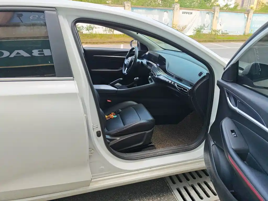 Changan Eado — миниатюра 19