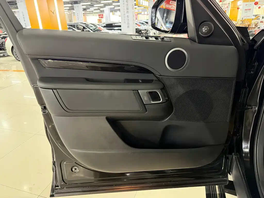 Land Rover Discovery — миниатюра 20