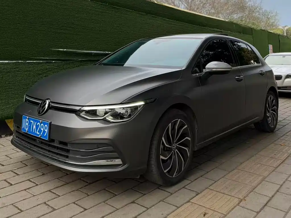 Volkswagen Golf 2021