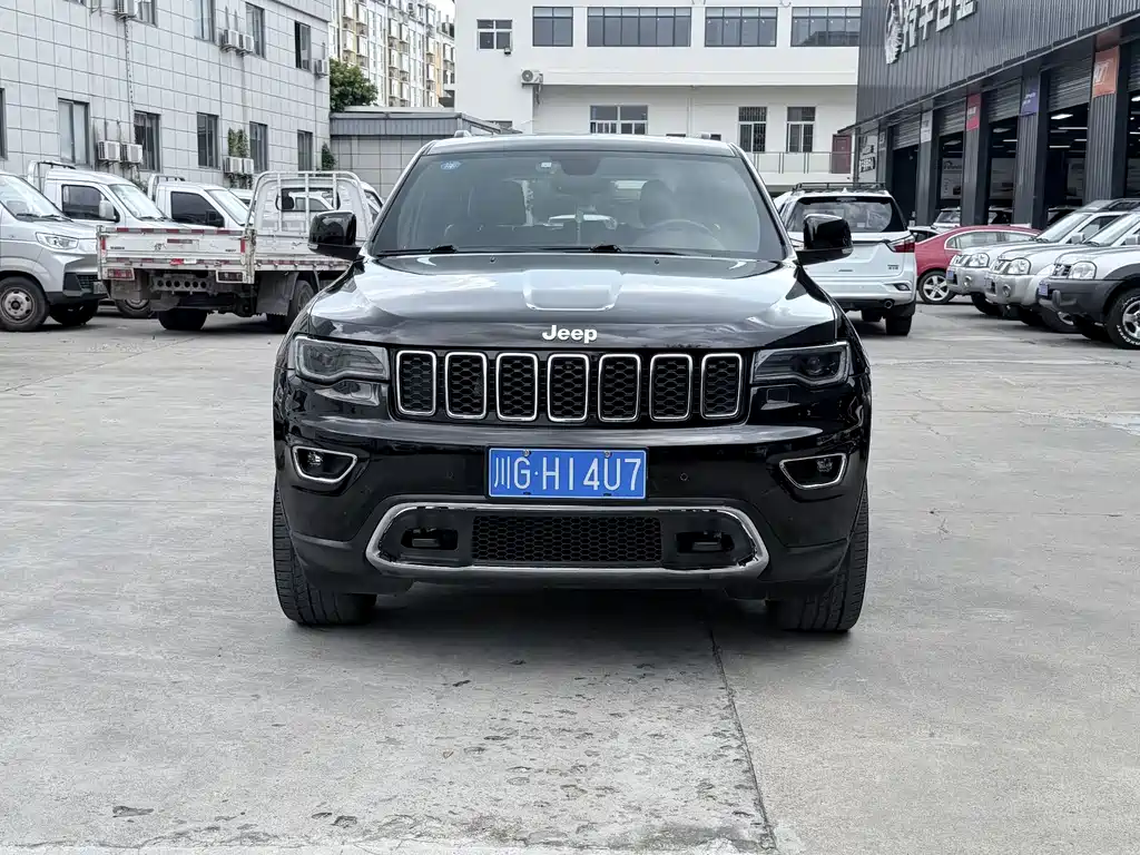 Jeep Grand Cherokee (Import) — миниатюра 2