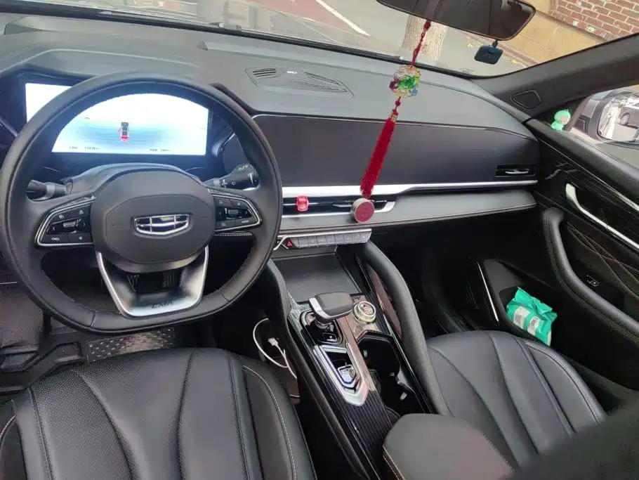 Geely Xingyue L — миниатюра 12
