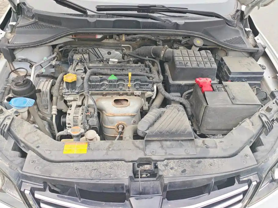 Roewe 350 — миниатюра 10
