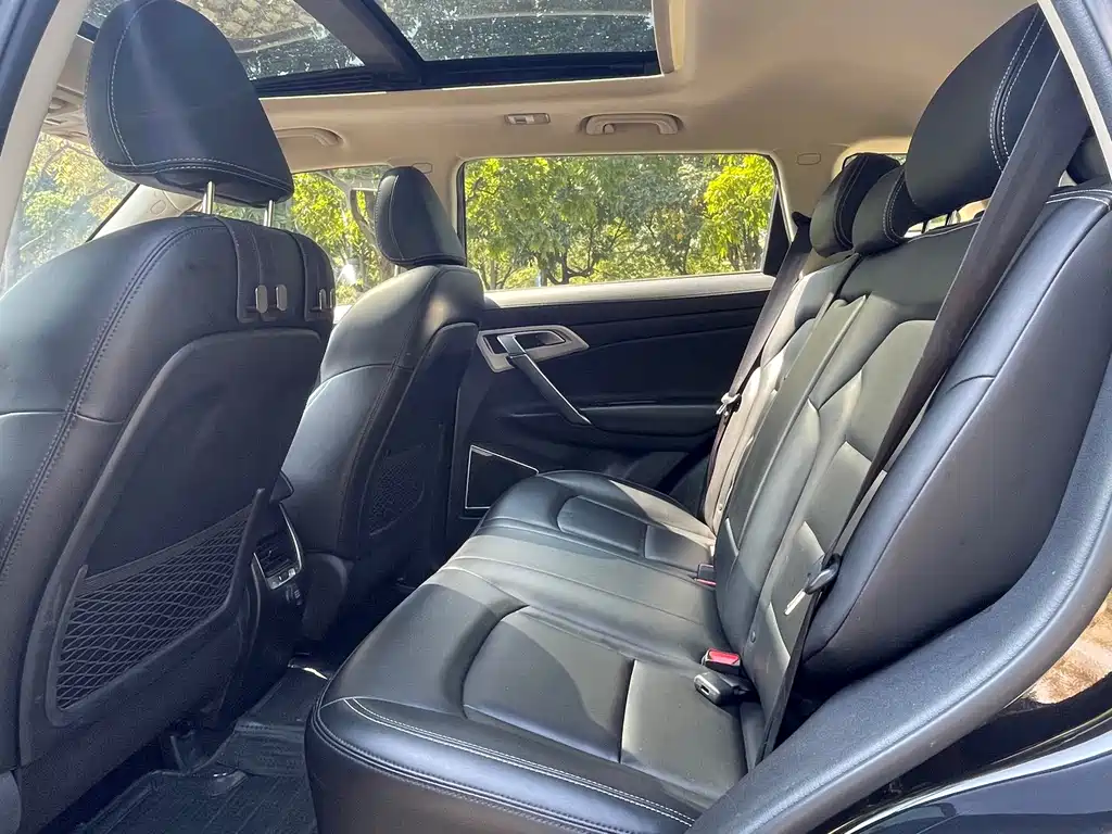 Geely Boyue — миниатюра 5