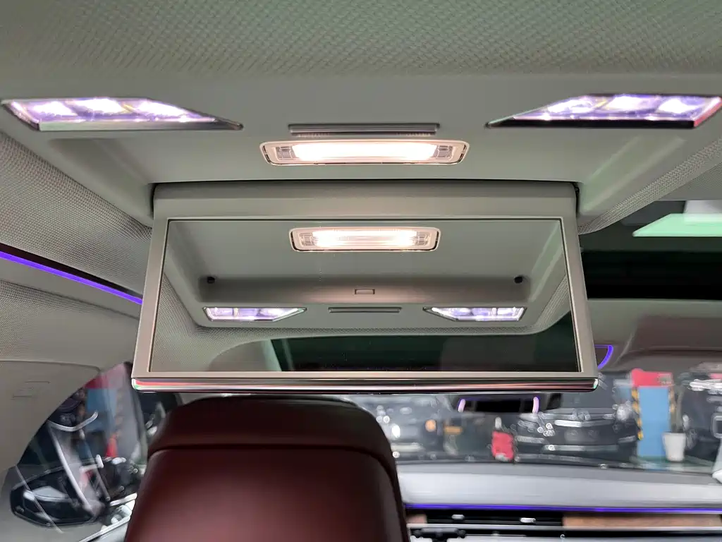 Audi A8 — миниатюра 18