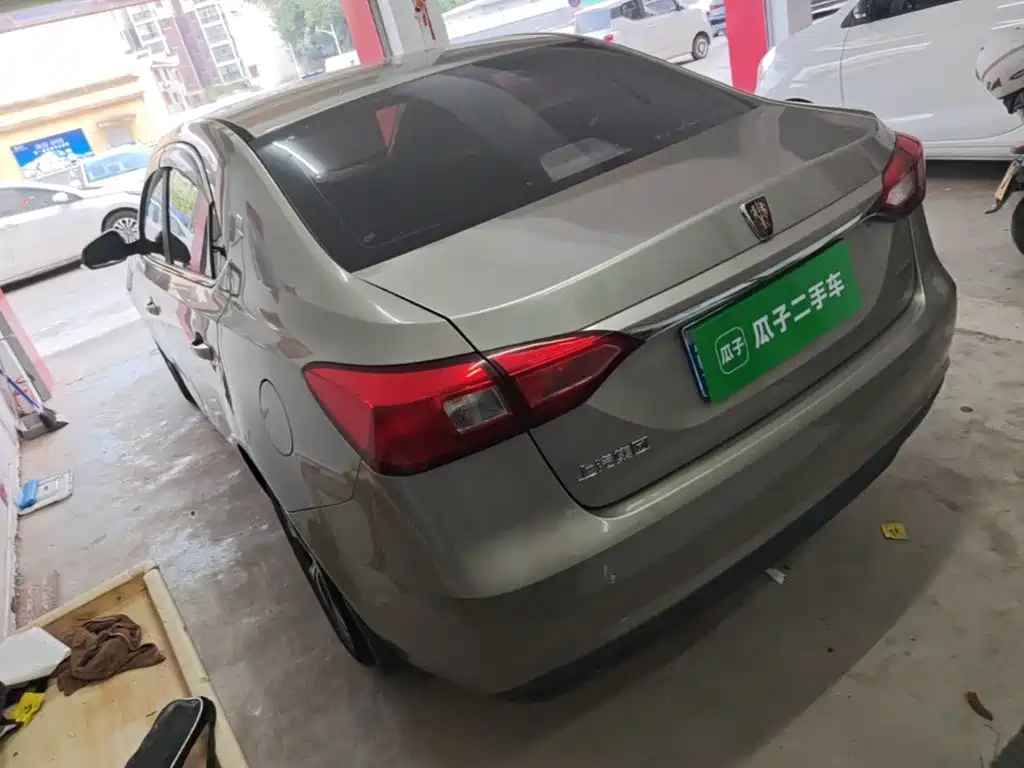 Roewe 360 — миниатюра 5