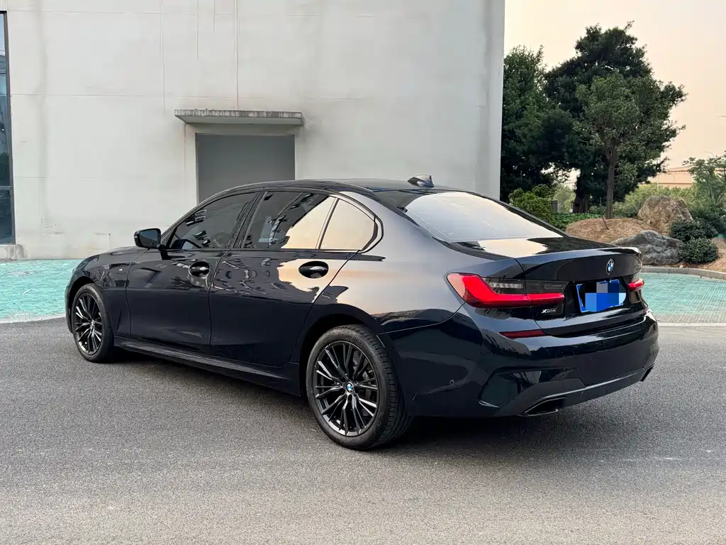 BMW 3 Series — миниатюра 13