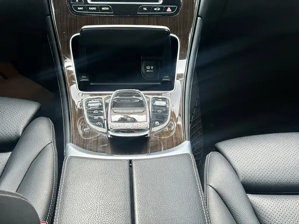 Mercedes-Benz GLC — миниатюра 13