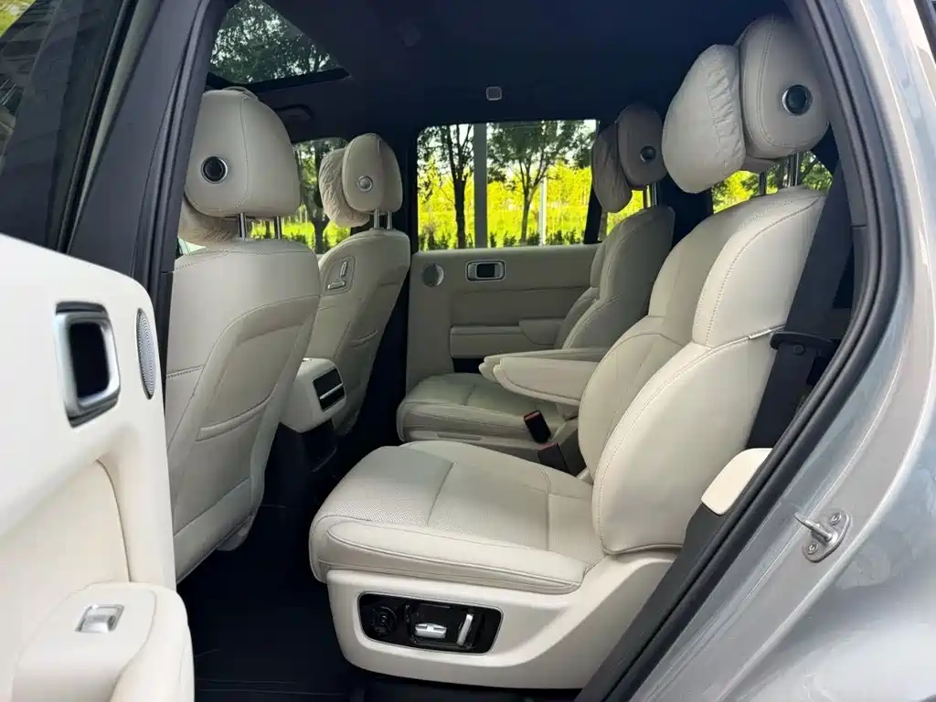 Li Auto Li L8 — миниатюра 14