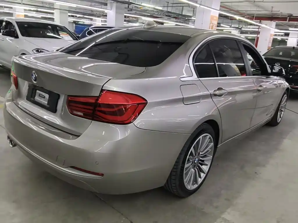 BMW 3 Series — миниатюра 7