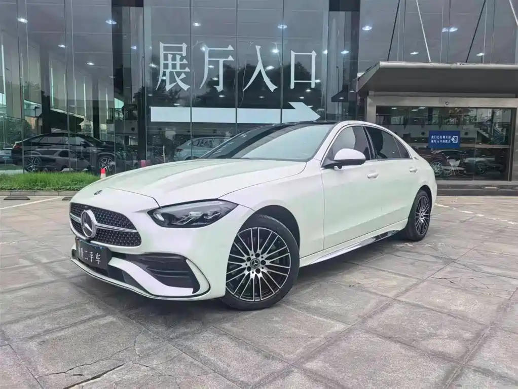 Mercedes-Benz C-Class 2021