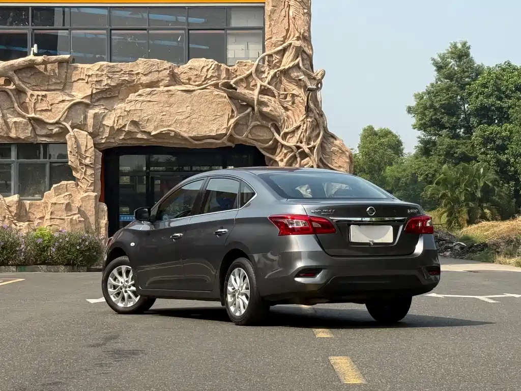 Nissan Sylphy — миниатюра 3