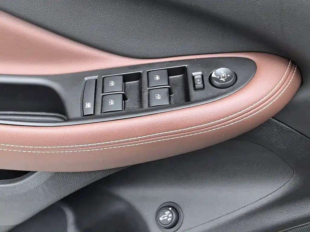 Buick Envision Plus — миниатюра 9