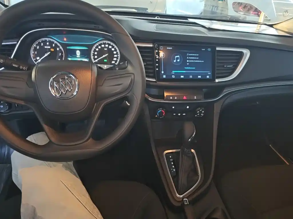 Buick Excelle — миниатюра 10