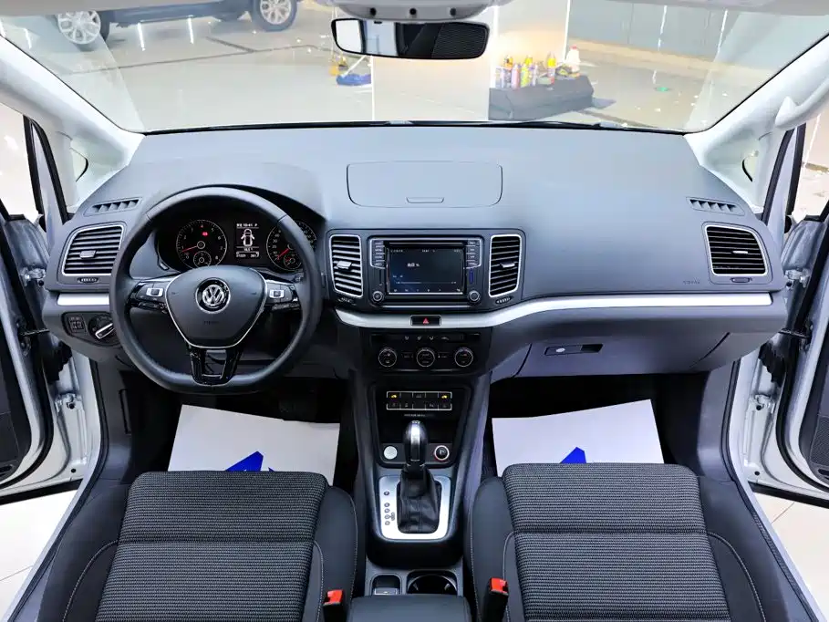 Volkswagen Sharan — миниатюра 18