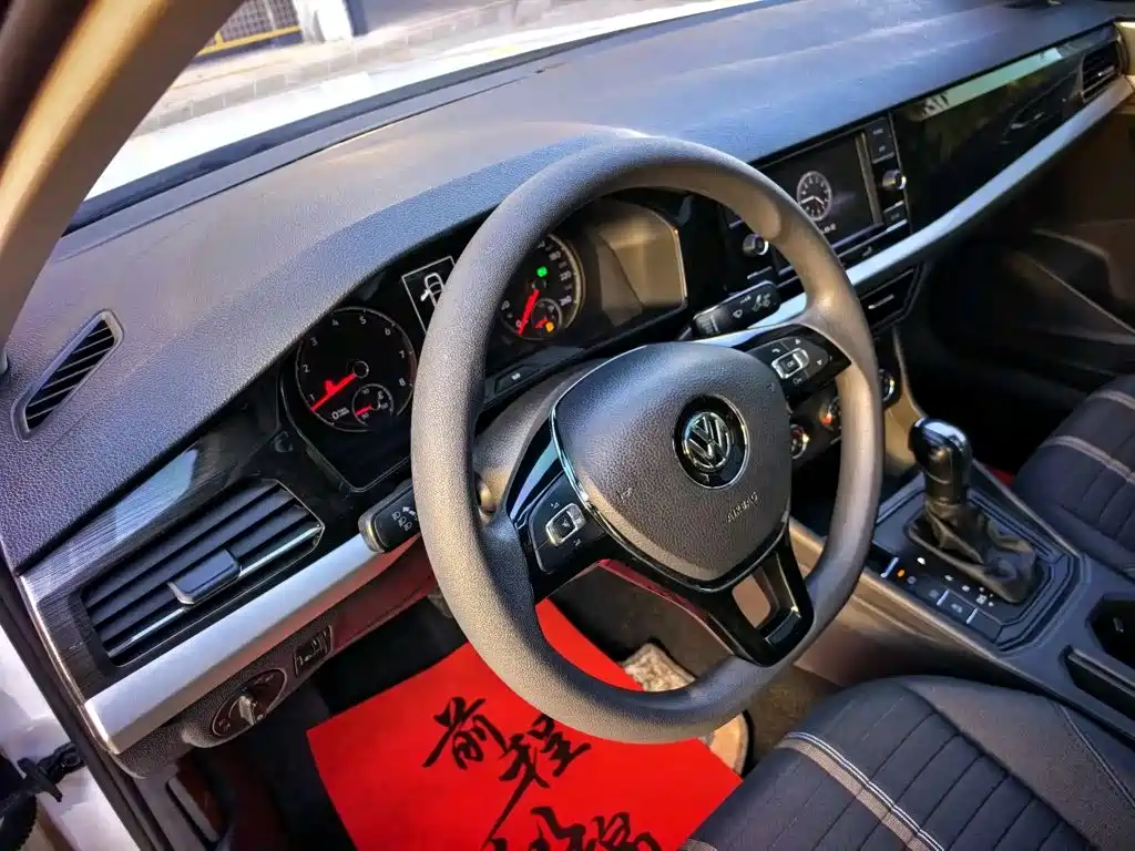 Volkswagen Lavida — миниатюра 6