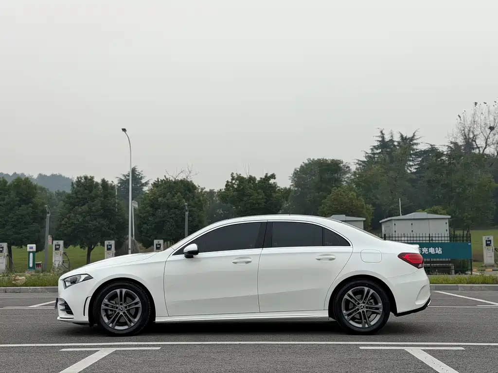 Mercedes-Benz A-Class — миниатюра 4
