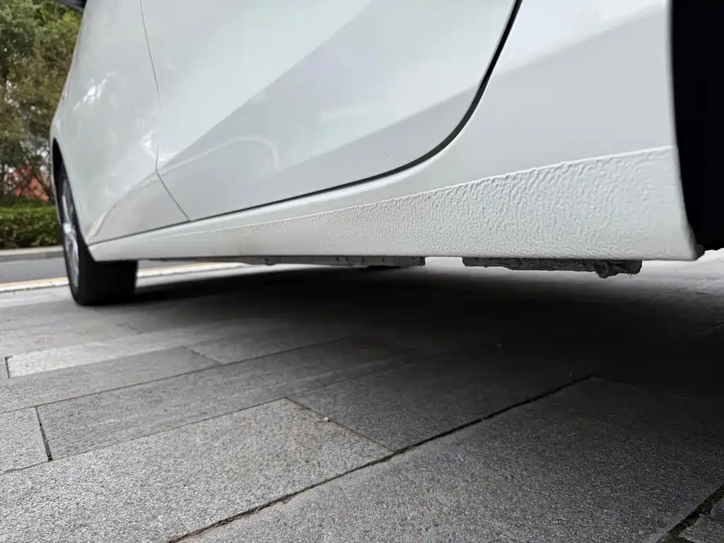 Buick Verano — миниатюра 22