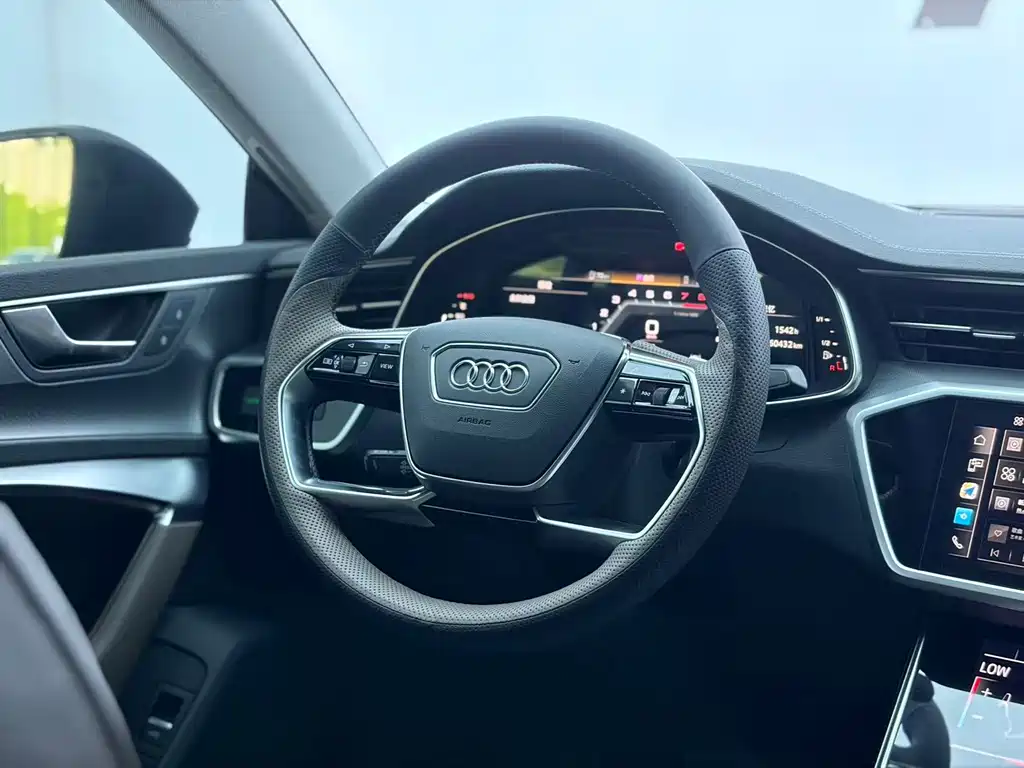 Audi A7L — миниатюра 19