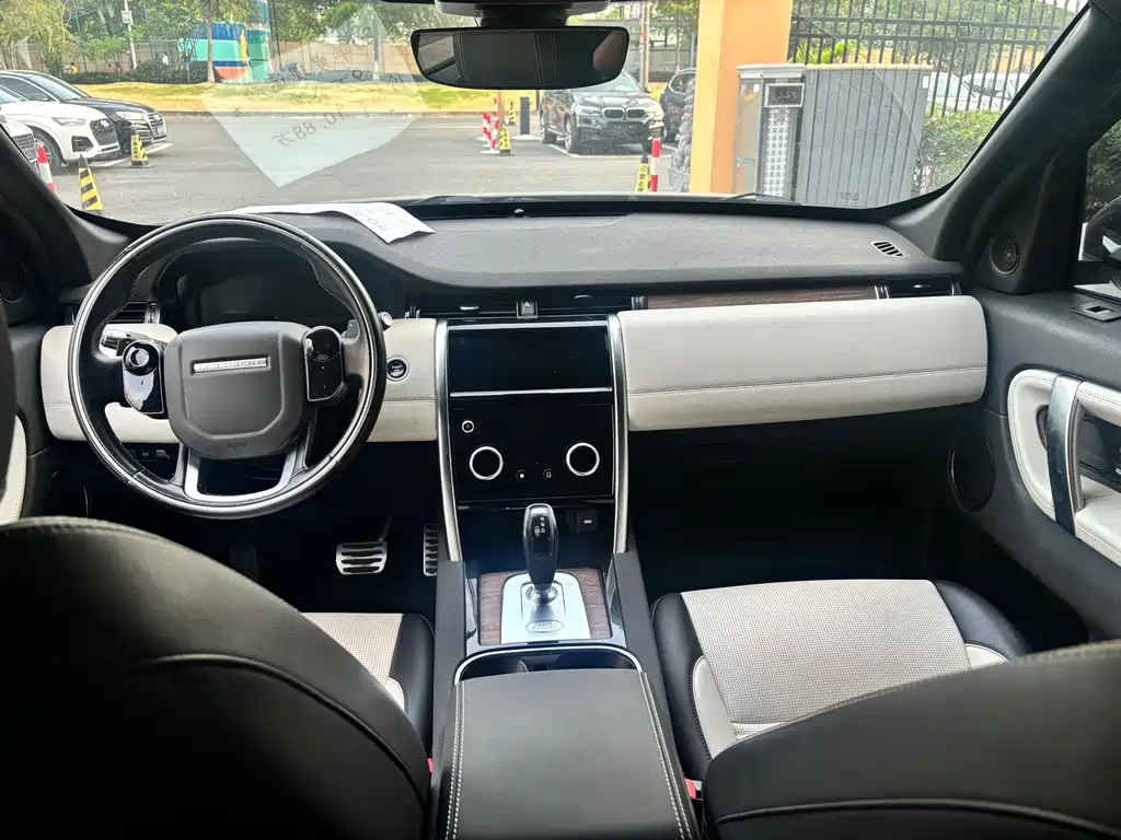Land Rover Discovery Sport — миниатюра 11