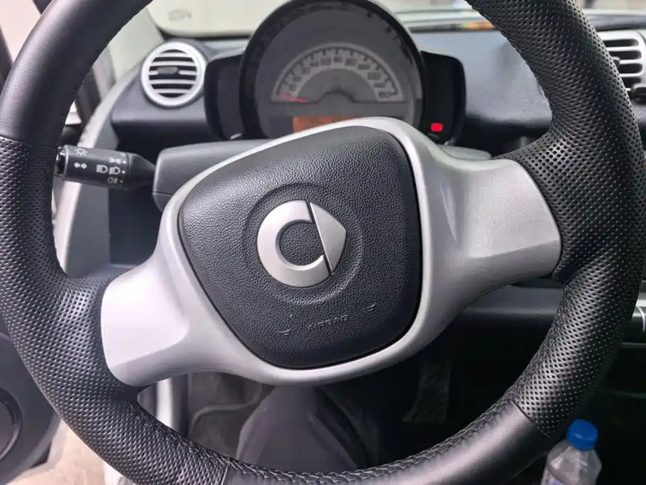 smart Smart Fortwo — миниатюра 15