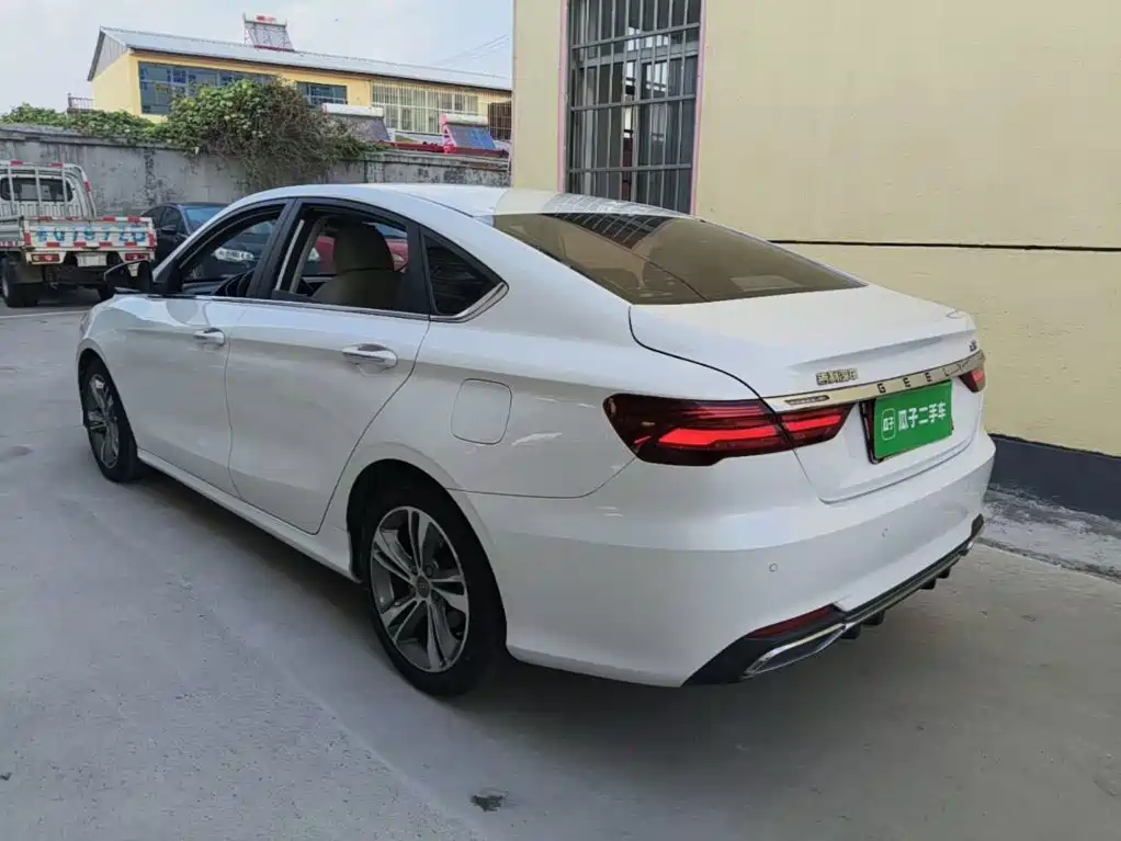 Geely Binrui — миниатюра 5