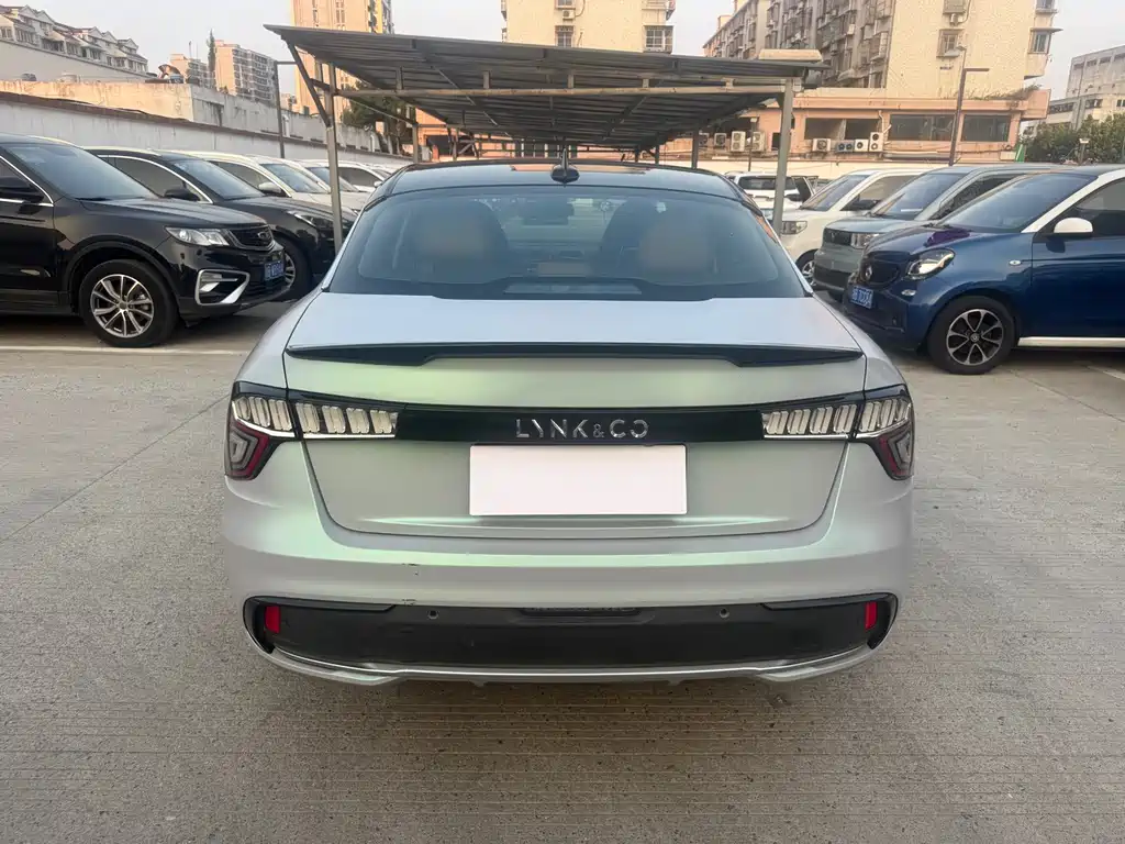 Lynk & Co 03 — миниатюра 11