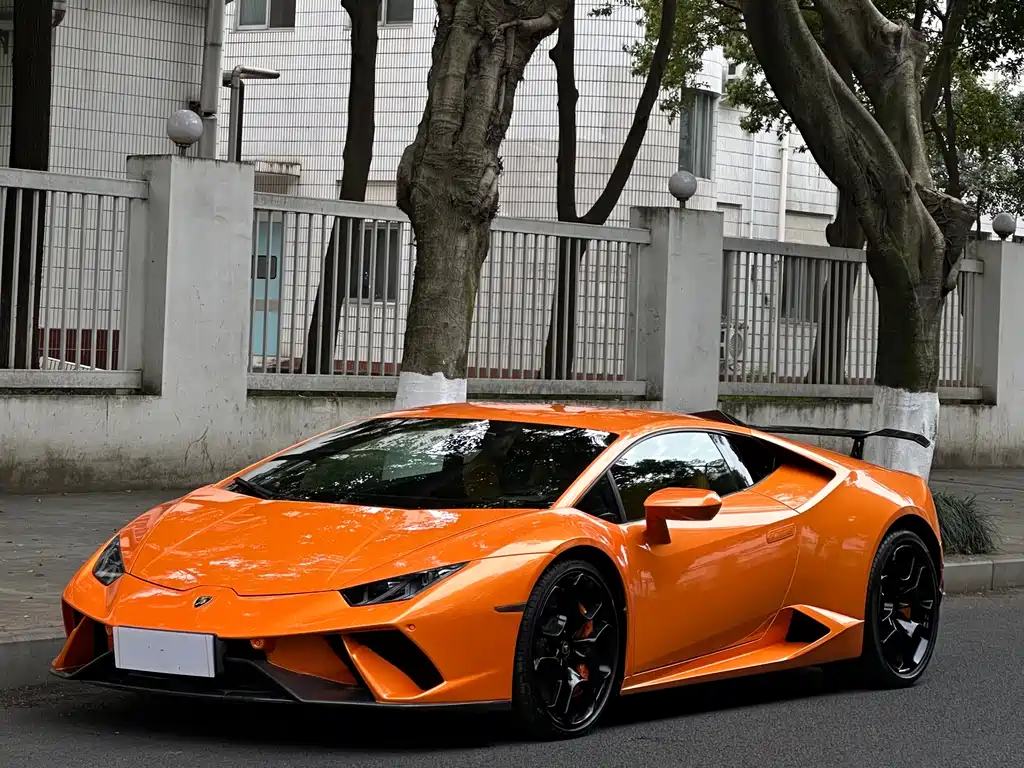 Lamborghini Huracán 2015