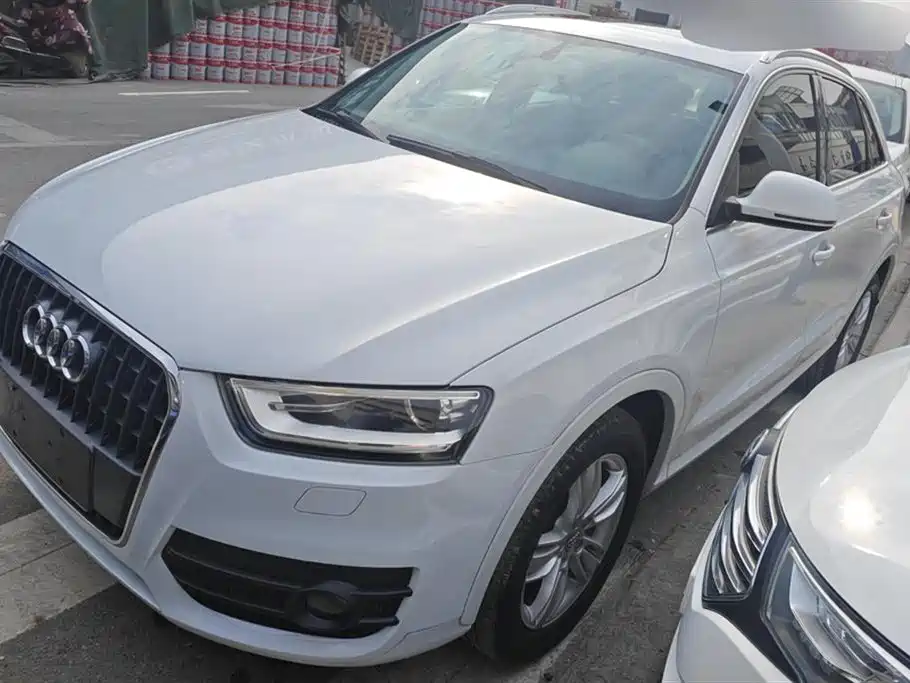 Audi Q3 2015