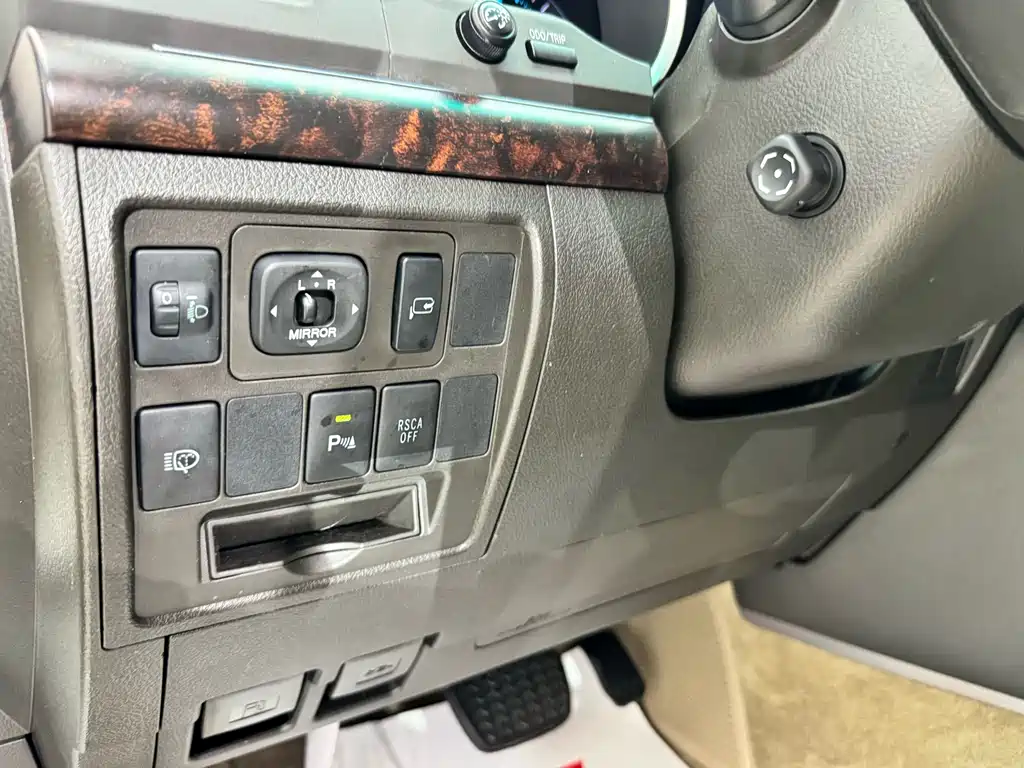 Toyota Land Cruiser — миниатюра 16