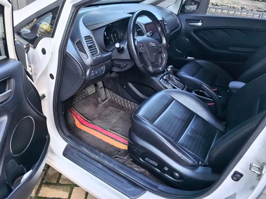 Kia K3 — миниатюра 9