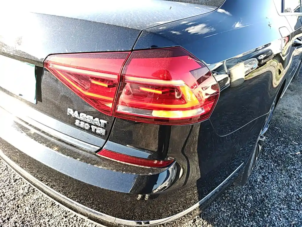 Volkswagen Passat — миниатюра 8