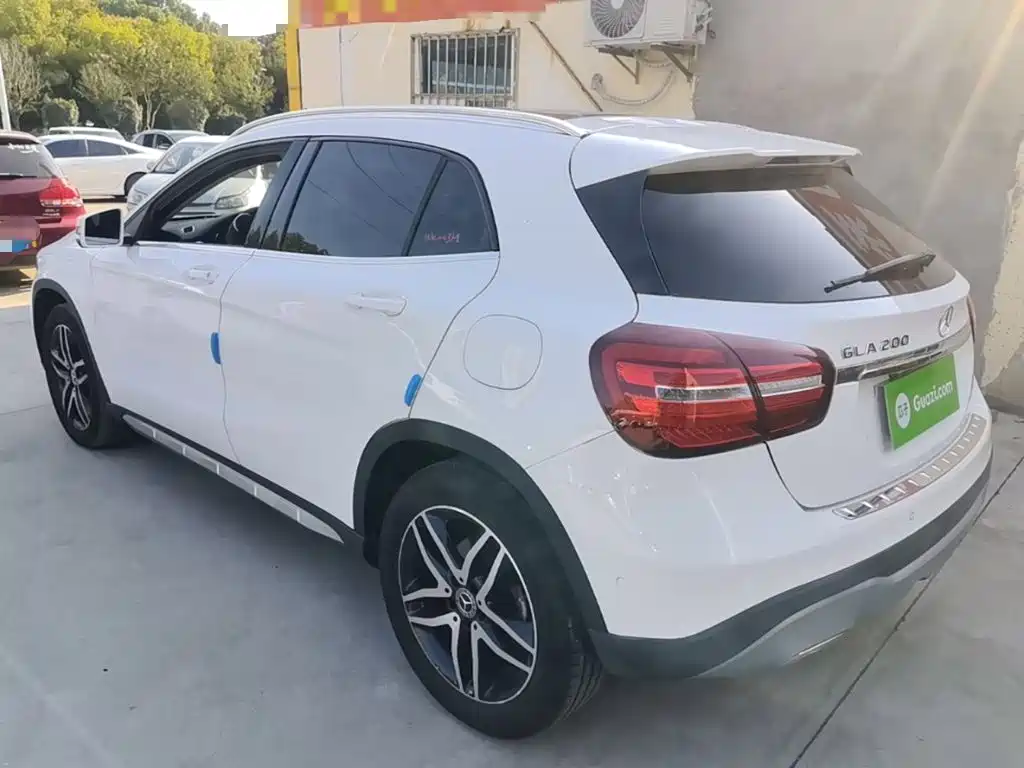 Mercedes-Benz GLA — миниатюра 5