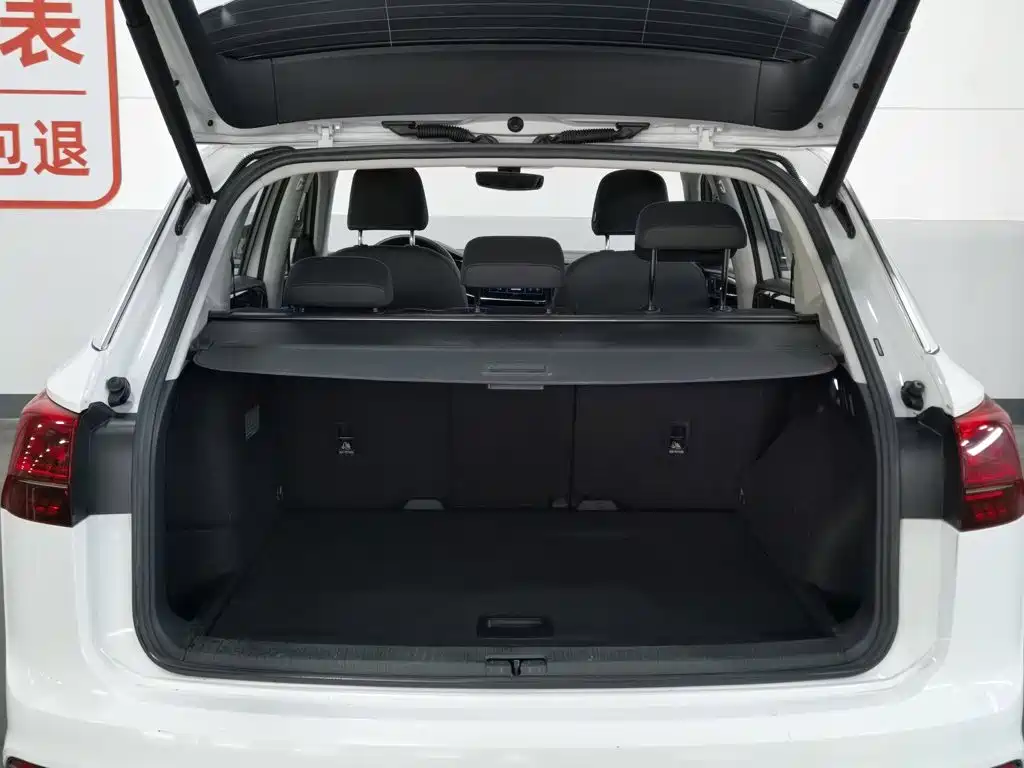 Volkswagen 探岳 GTE — миниатюра 16